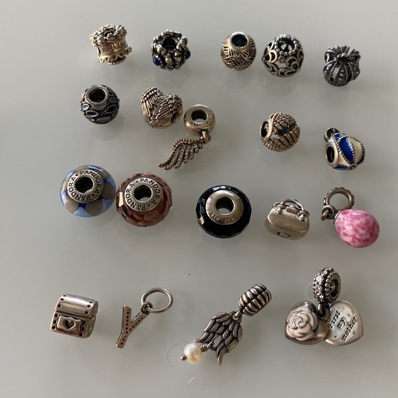 Authentic Pandora Collections - Picture 6 of 11